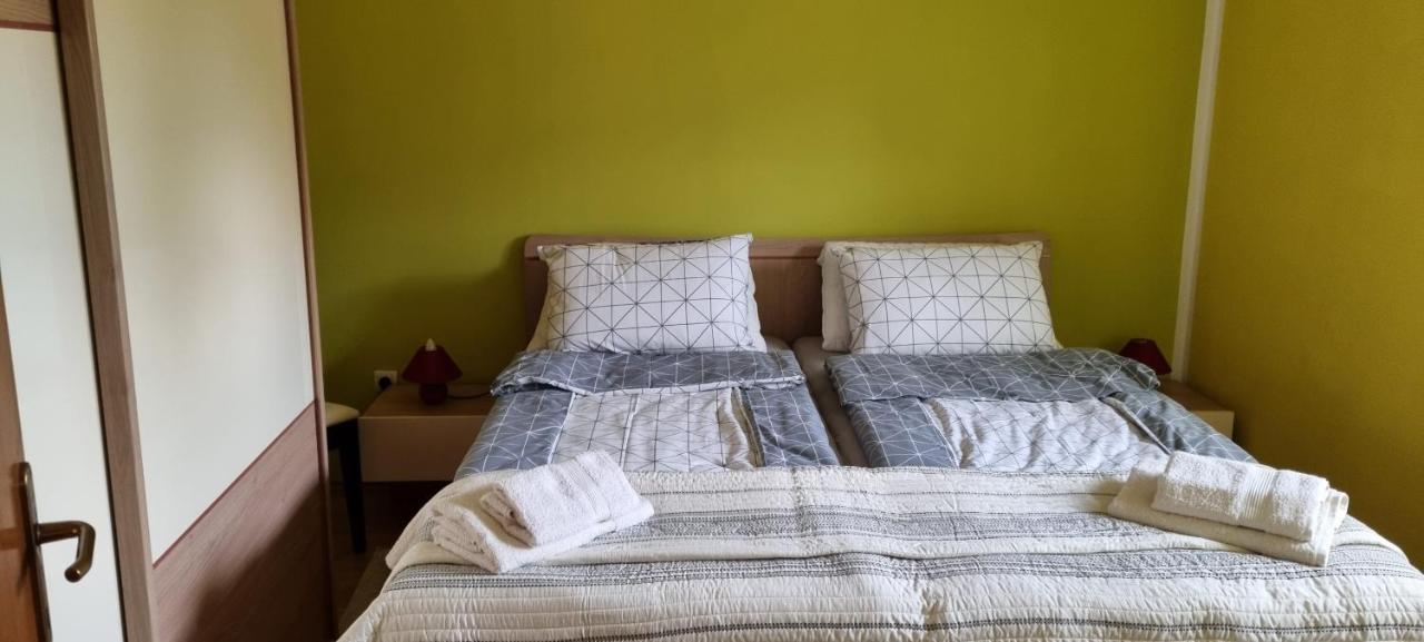 Apartma Zele Postojna Luaran gambar