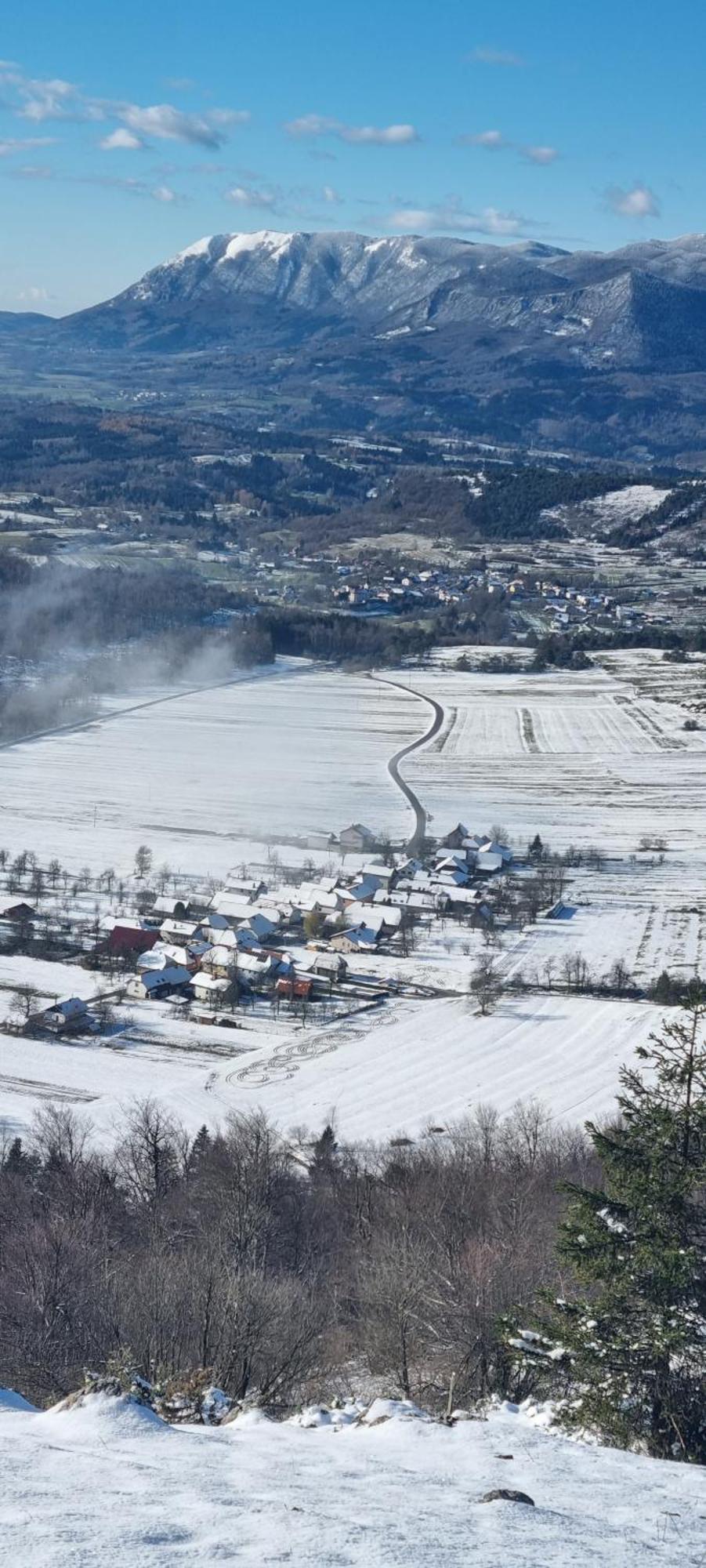 Apartma Zele Postojna Luaran gambar